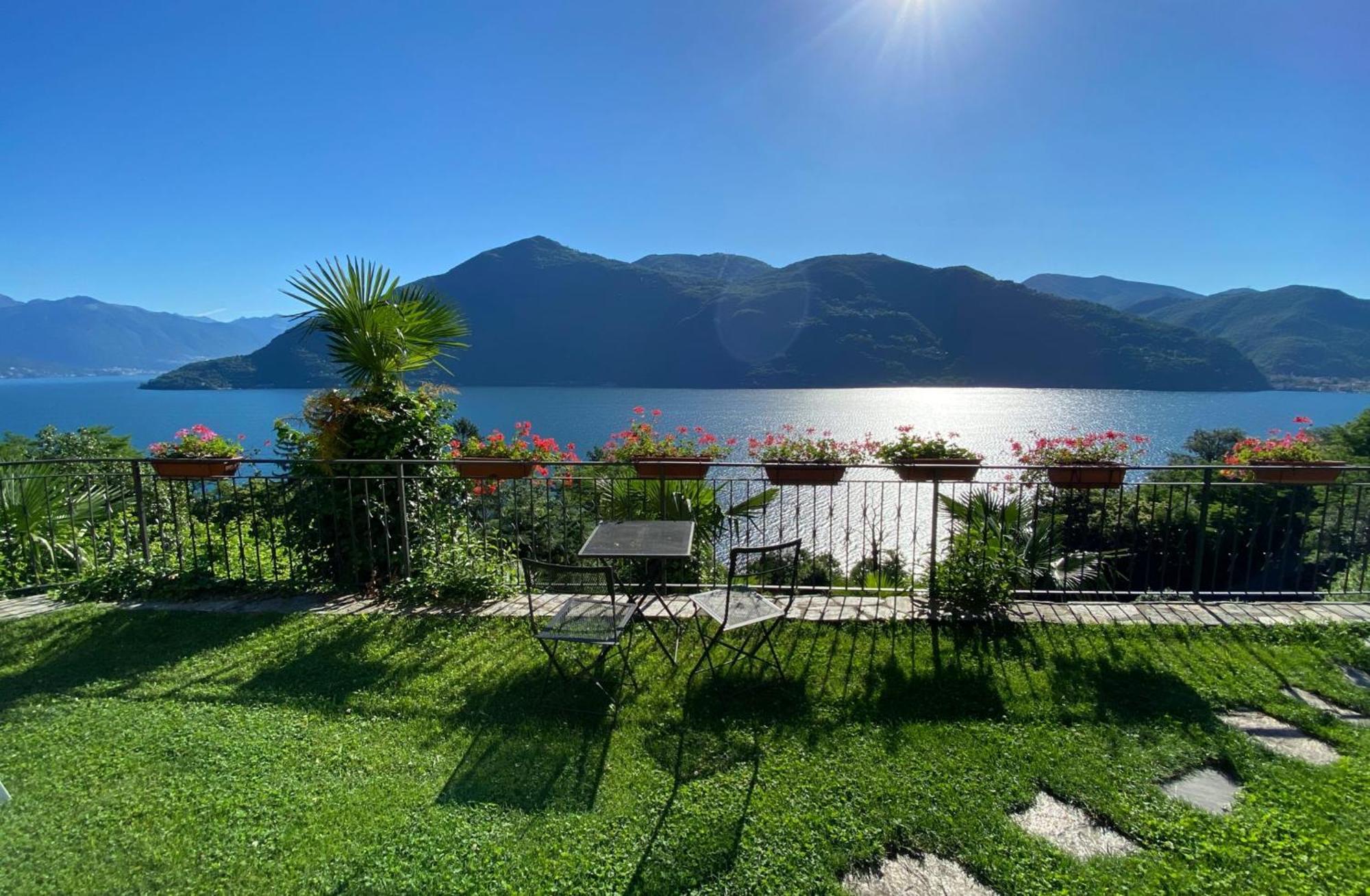 B&B Lago Maggiore Канобио Екстериор снимка